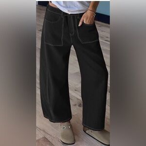 Flamingals Patched Pocket Mid Waist Barrel Leg Jeans Size Medium NWT